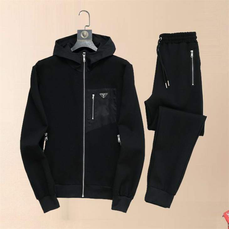 Picture of Prada Sweater Suits _SKUPradaM-3XL12yn21041855